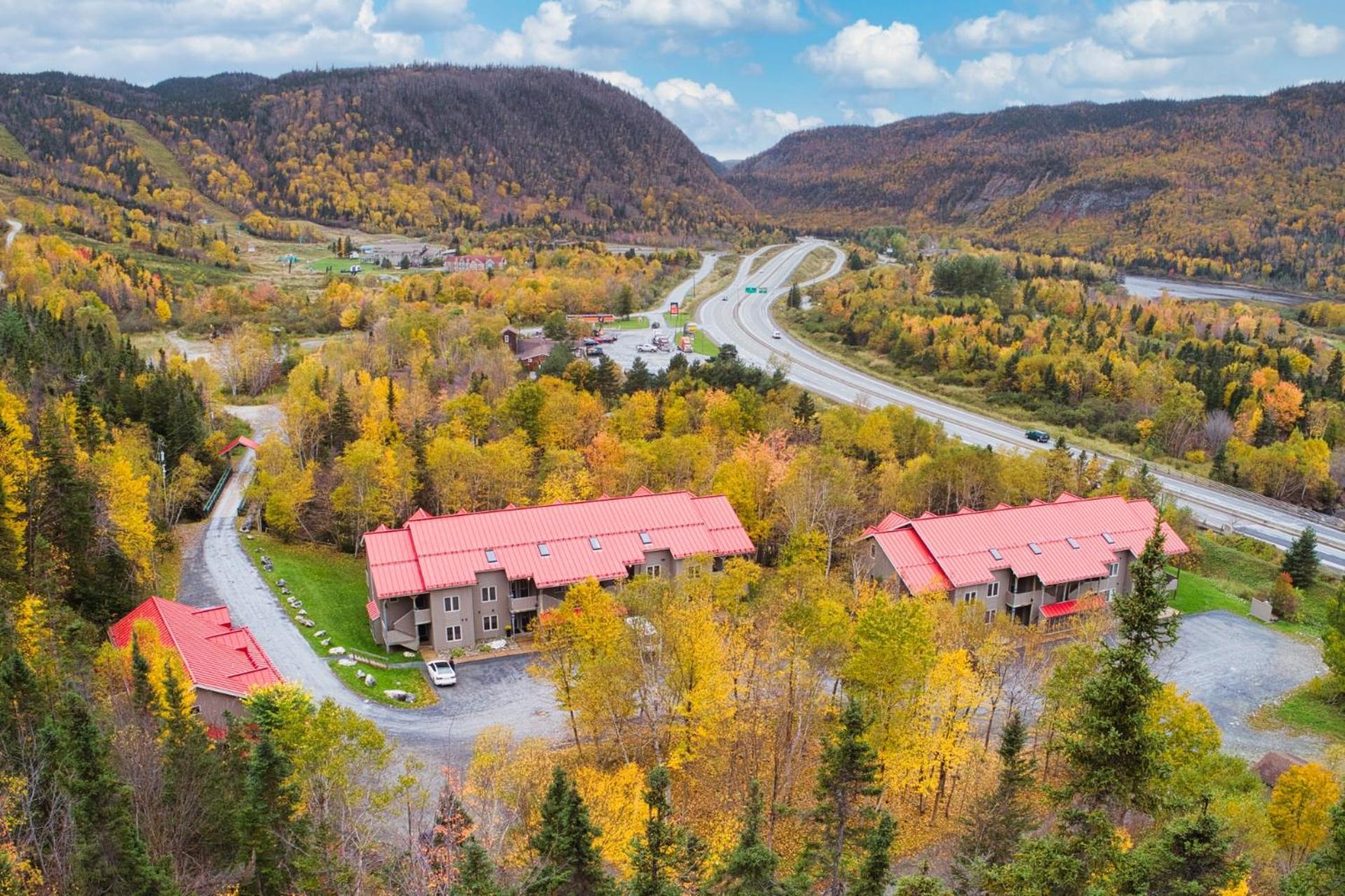 Marblewood Village Resort Steady Brook Eksteriør bilde