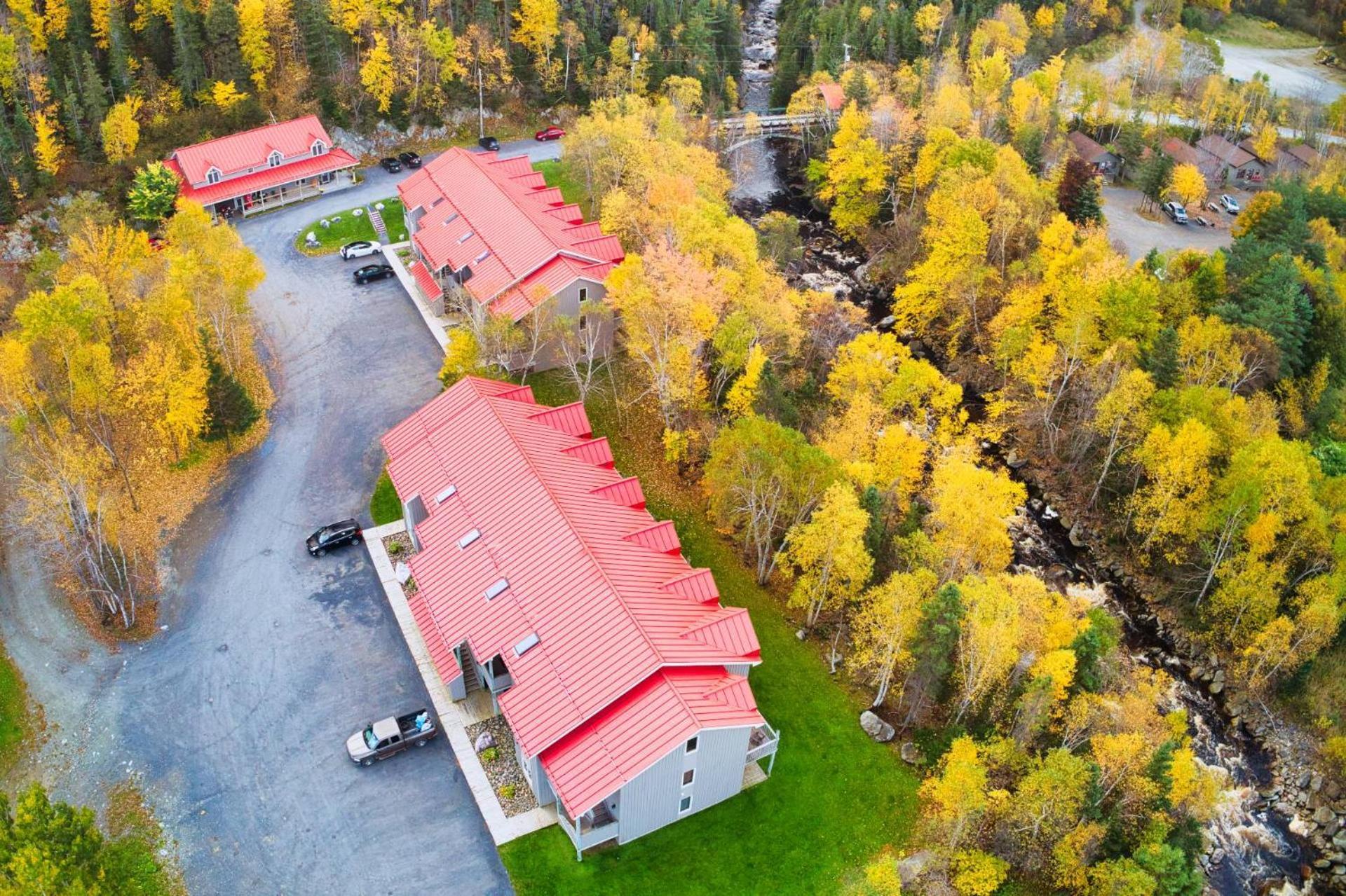 Marblewood Village Resort Steady Brook Eksteriør bilde