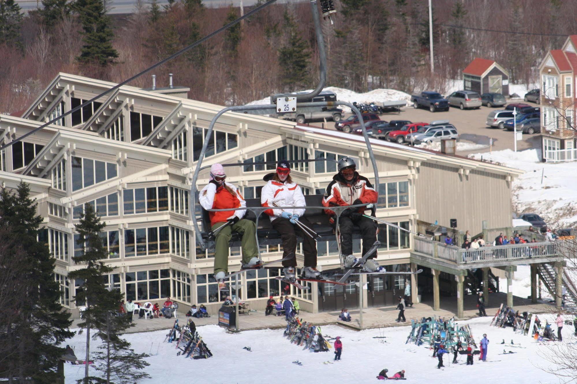 Marblewood Village Resort Steady Brook Eksteriør bilde